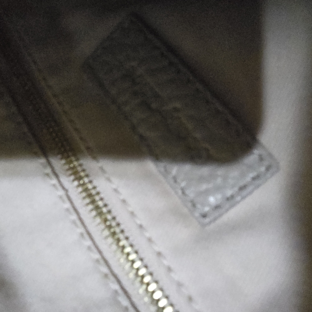 See By Chloe Large Bag - Picture 4 of 11